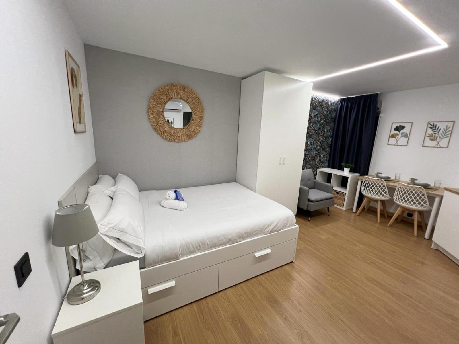 Modular Suites Alfonso Gomez Madrid Exterior foto